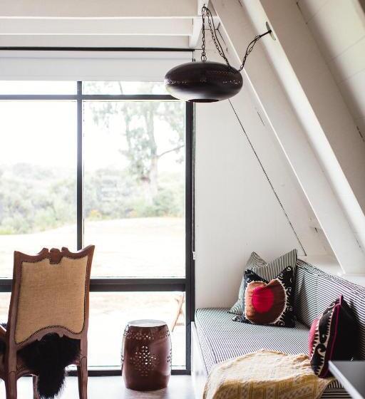 בקתת חדר, Esperance Chalet Village