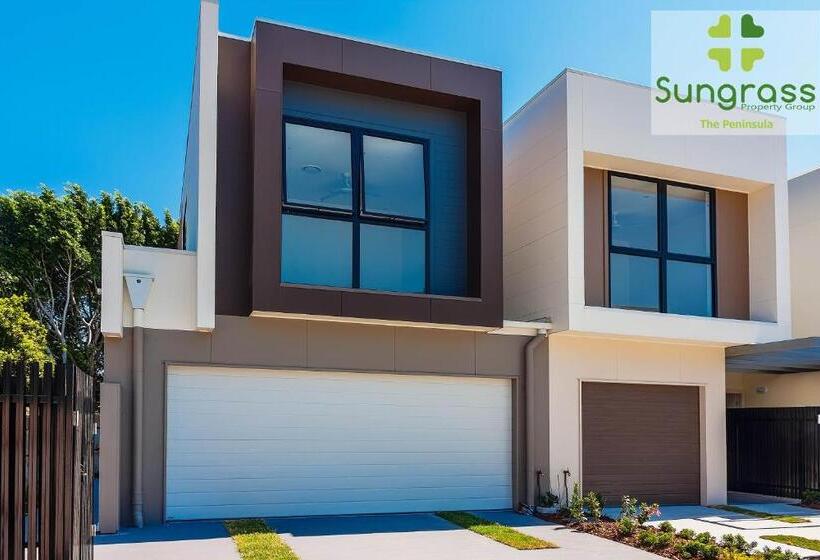 خانه 1 خوابه, The Residences At The Peninsula