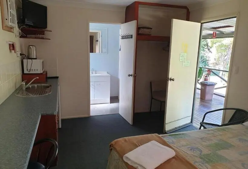 バルコニー付きスタンダードルーム, Affordable Gold City Motel