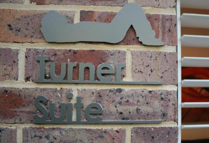 スイート, Haven On The Park