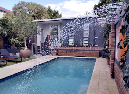 プールビュースタンダードステューディオ, Haven On The Park