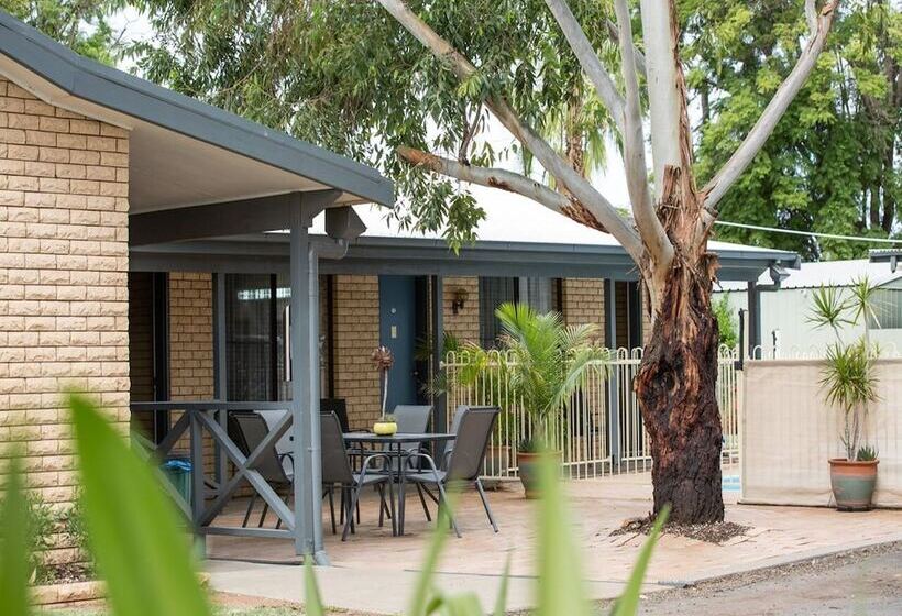 اتاق لوکس, Darling River Motel