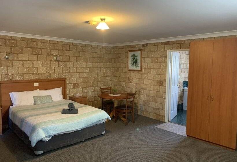 اتاق لوکس, Darling River Motel