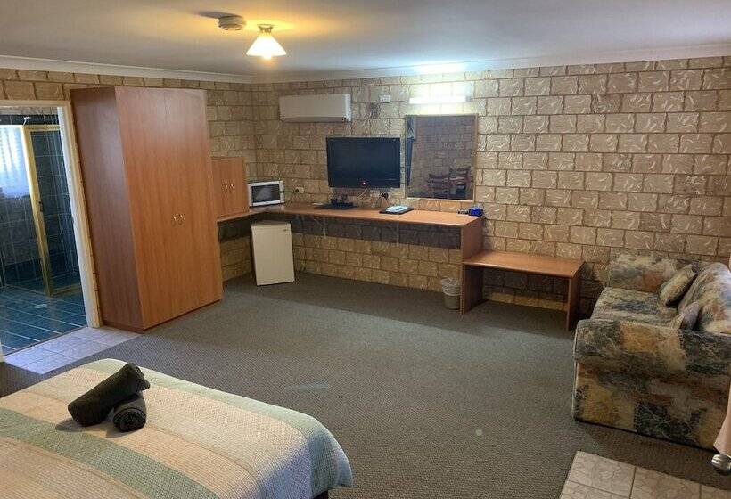 اتاق لوکس, Darling River Motel