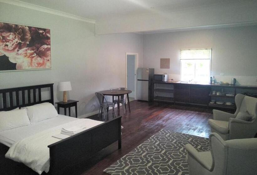 Студия Стандарт, Fairbridge Village