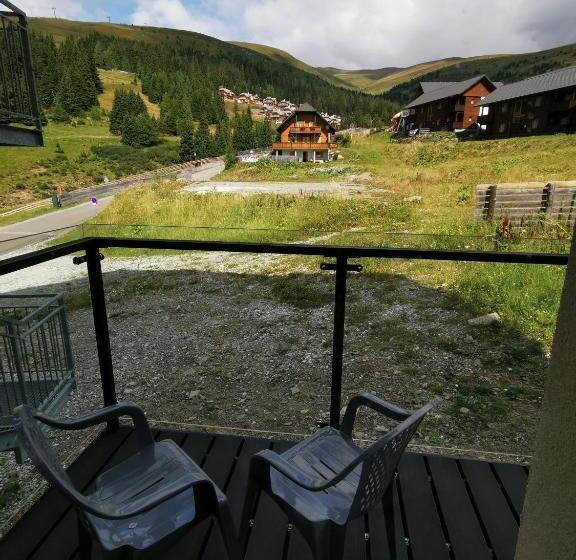 行政三人间, Alpengasthof Tanzstatt