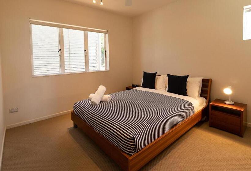 דירת שלושה חדרים, Aqua Promenade Beachfront Holiday Apartments