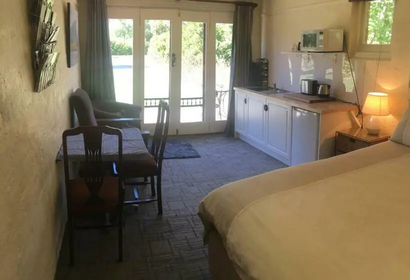 اتاق استاندارد با چشم‌انداز باغ, Pierrepoint Accommodation