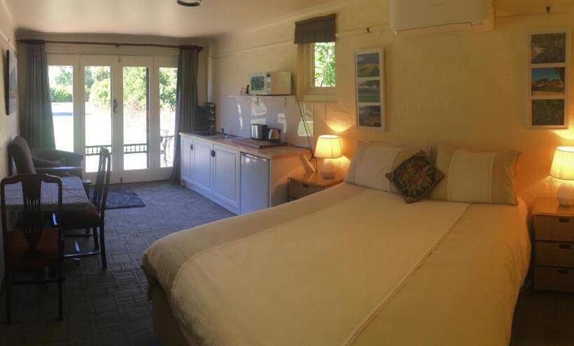 ガーデンビュースタンダードルーム, Pierrepoint Accommodation