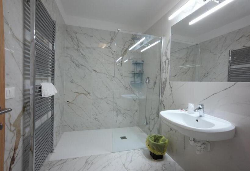 חדר סטנדרט עם מיטת קינג, Rifugio Palafavera