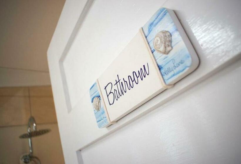 חדר דלוקס עם מיטת קינג, Boathouse Bunbury Bed & Breakfast