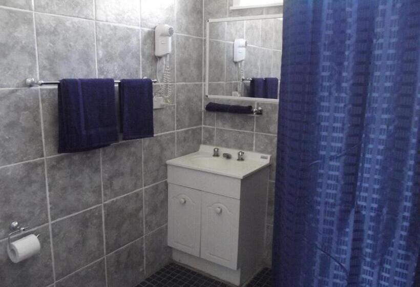 Семейный Номер, Coonamble Motel