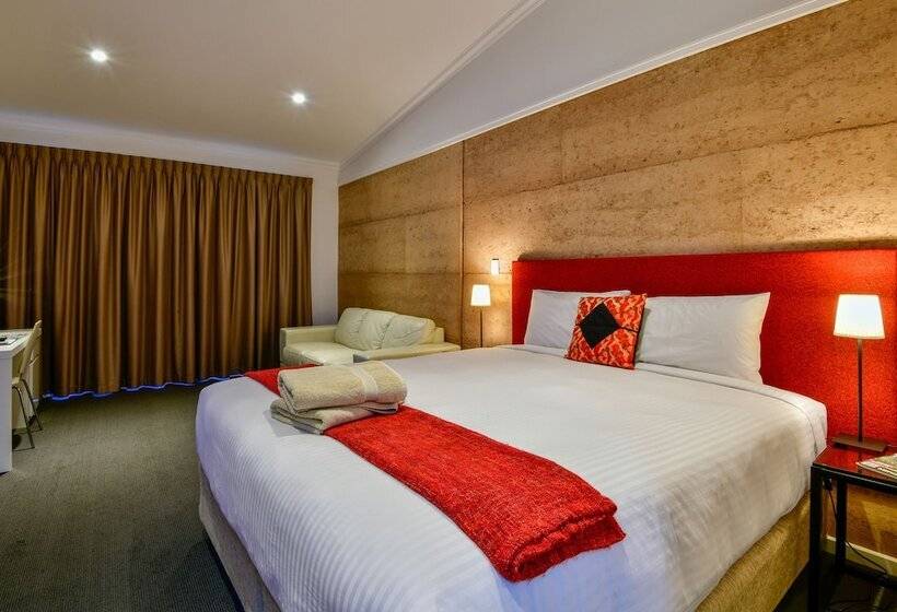 اتاق لوکس, Crossroads Ecomotel