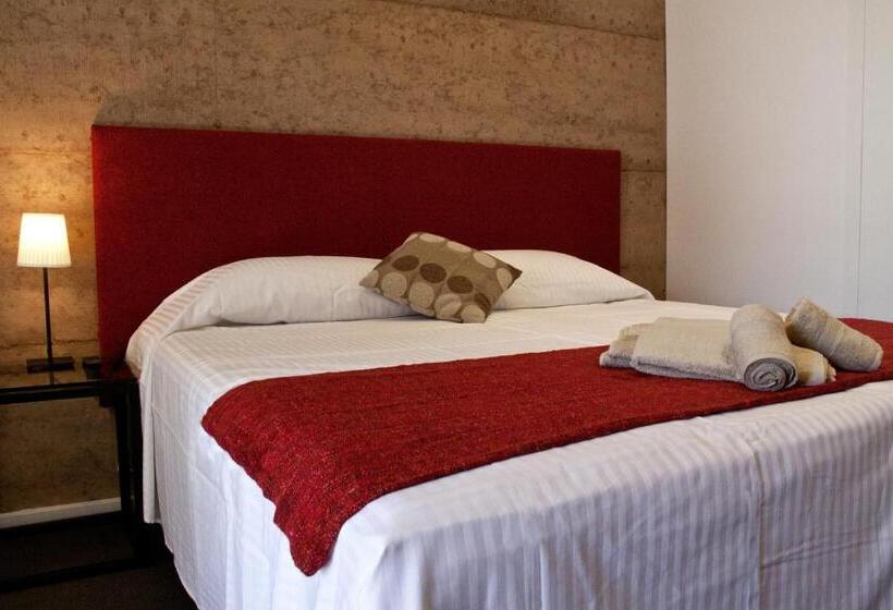 Номер Deluxe Кровать Кинг, Crossroads Ecomotel