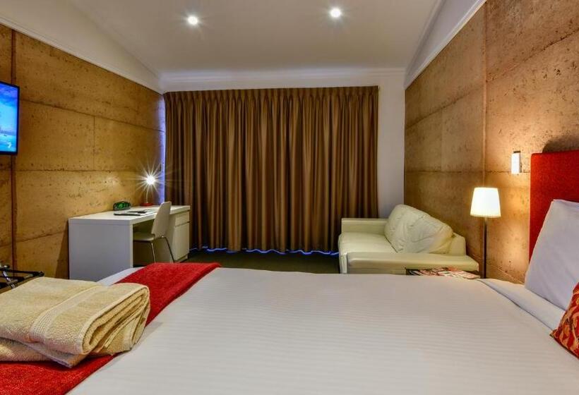 Номер Deluxe Кровать Кинг, Crossroads Ecomotel