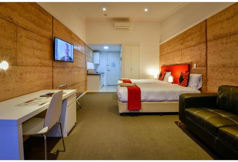 اتاق لوکس, Crossroads Ecomotel