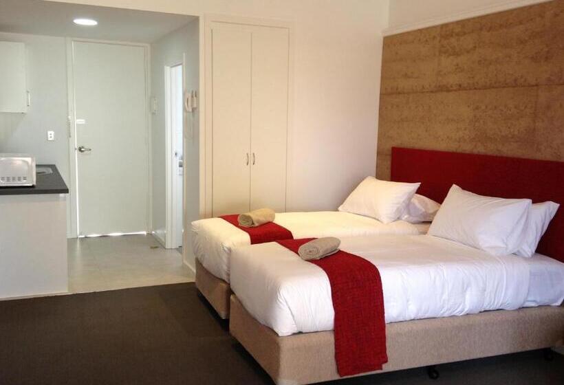 اتاق لوکس, Crossroads Ecomotel