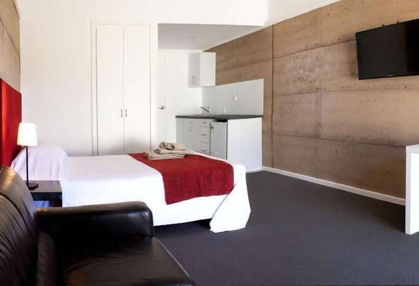 اتاق لوکس, Crossroads Ecomotel