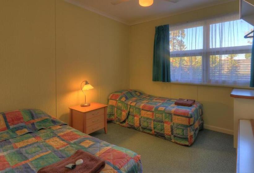 패밀리 룸, High Street Motel