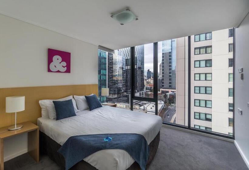 דירת שלושה חדרים, Imsa Group