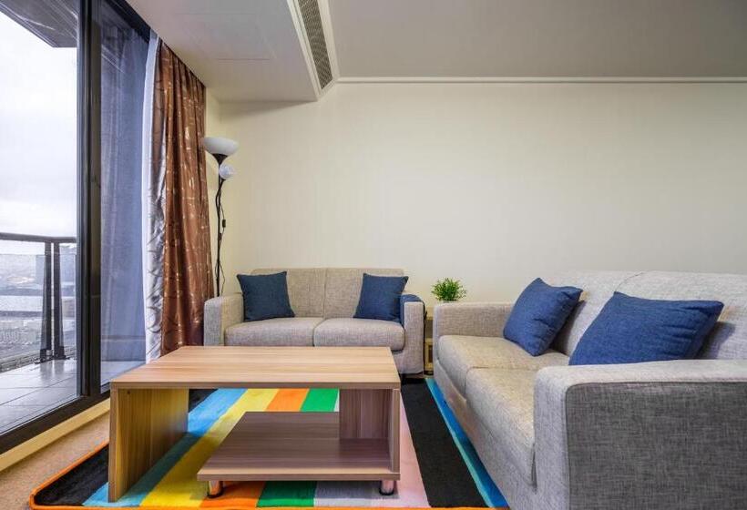 דירת שני חדרים, Imsa Group