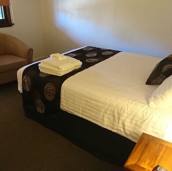 스탠다드 싱글 룸 공동욕실, Maleny