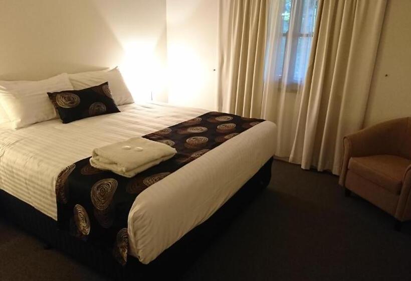 부엌이 없는 2 베드룸 아파트, Maleny