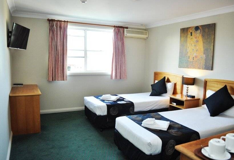 Номер Стандарт, Meadowbrook Hotel Brisbane