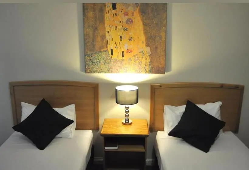 スタンダードルーム, Meadowbrook Hotel Brisbane