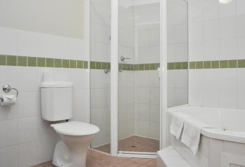 Семейный Номер, Meadowbrook Hotel Brisbane