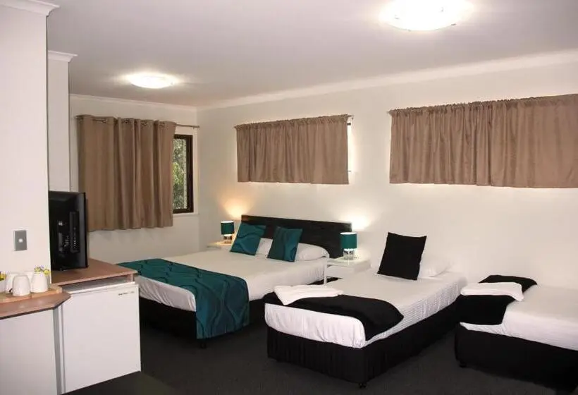スタンダードトリプルルーム, Motel In Nambour