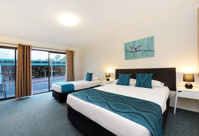 Номер Стандарт, Motel In Nambour