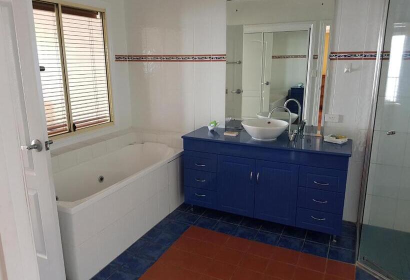 דירת פנטהאוז 2 חדרי שינה, Rose Bay Resort