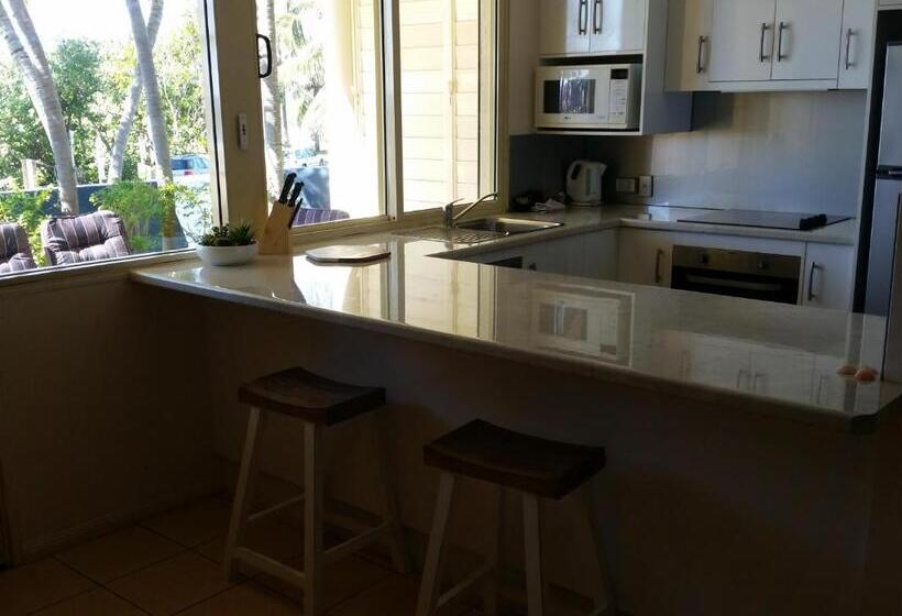 آپارتمان 2 خوابه با چشم‌انداز دریا, Rose Bay Resort