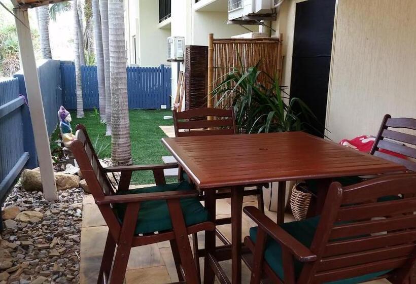 آپارتمان 2 خوابه با چشم‌انداز دریا, Rose Bay Resort
