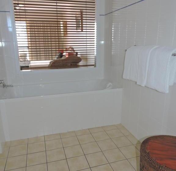 דירת חדר, Rose Bay Resort