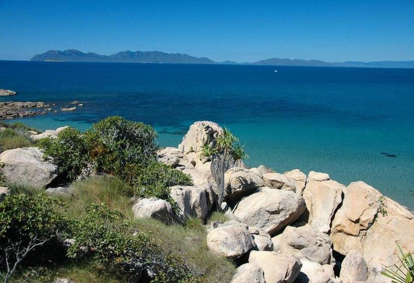 דירת חדר, Rose Bay Resort