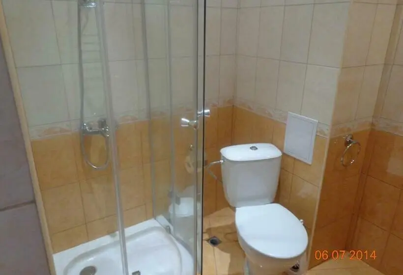 اتاق استاندارد با بالکن, Adri Guest House