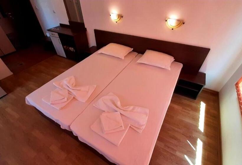 Номер Стандарт, Adri Guest House