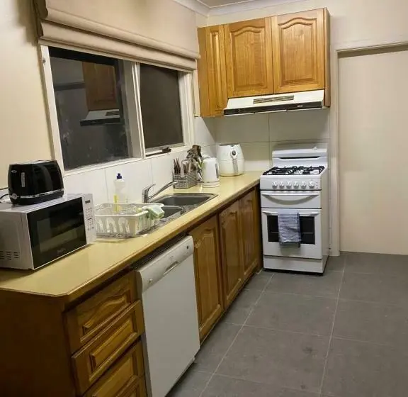 バス共有のスタンダードルーム, Doncaster Westfield Home Stay