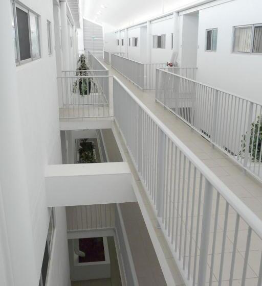침실 2개 아파트, Monterey Apartments Moranbah