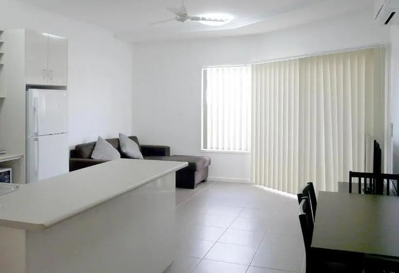 3ベッドルームアパートメント, Monterey Apartments Moranbah