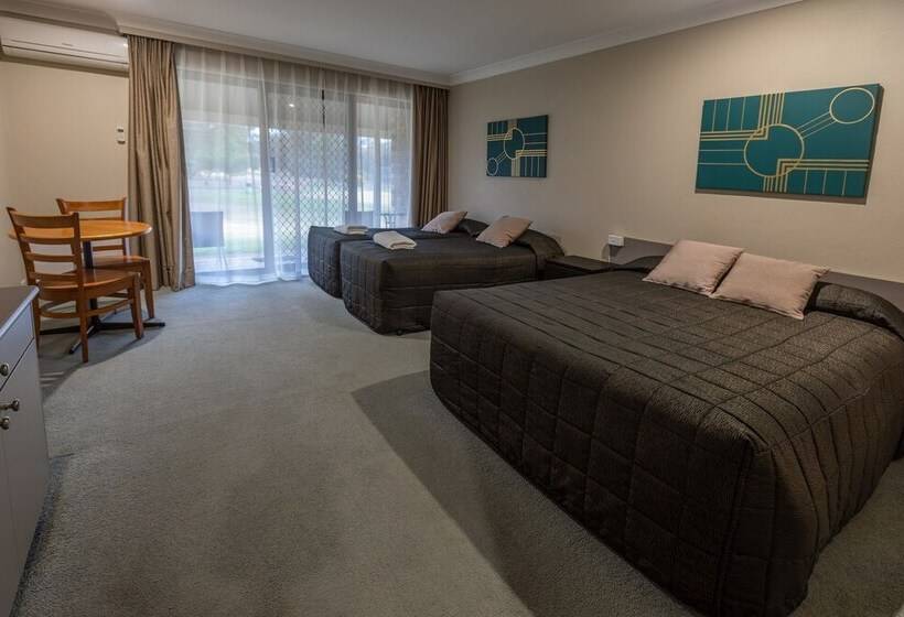 Номер Deluxe, Club Inn Motel