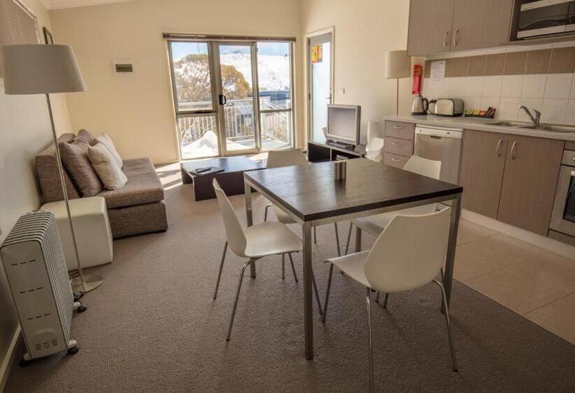 شقة غرفة واحدة, Ultima Apartments