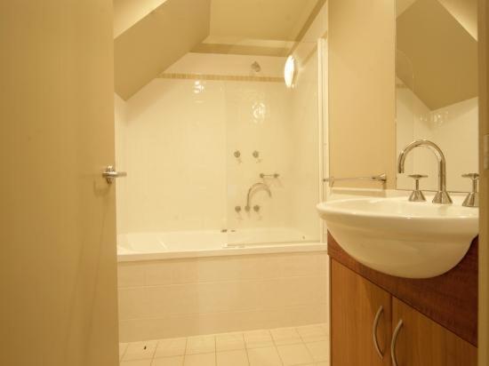 침실 3개 아파트, Ultima Apartments
