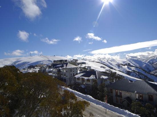 דירת שלושה חדרים, Ultima Apartments