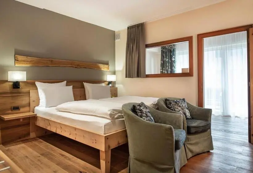 山の見えるジュニアスイート, Vitalpina Hotel Waldhof