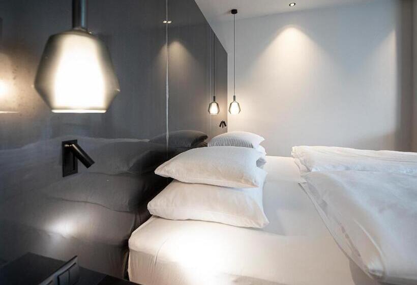 带阳台的豪华间, Vitalpina Hotel Waldhof