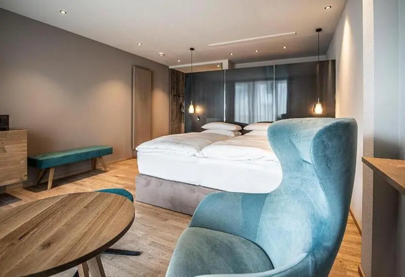バルコニー付きデラックスルーム, Vitalpina Hotel Waldhof