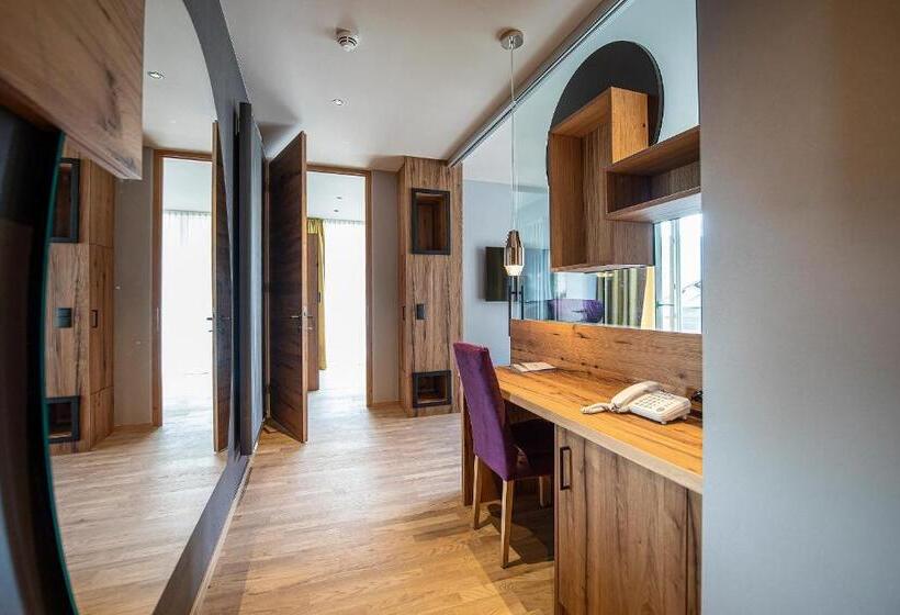 סוויטה דלוקס, Vitalpina Hotel Waldhof